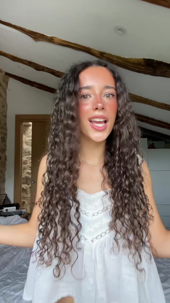 @chachipistachi__