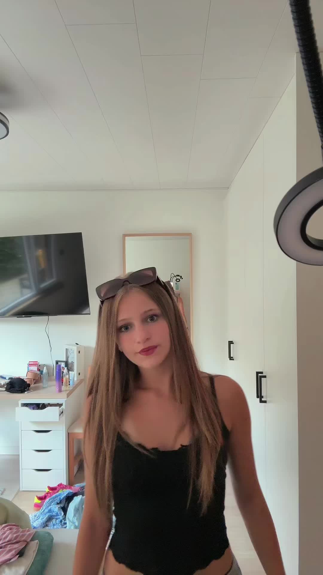 @ℒ𝒾𝓏𝑒 💕✌️