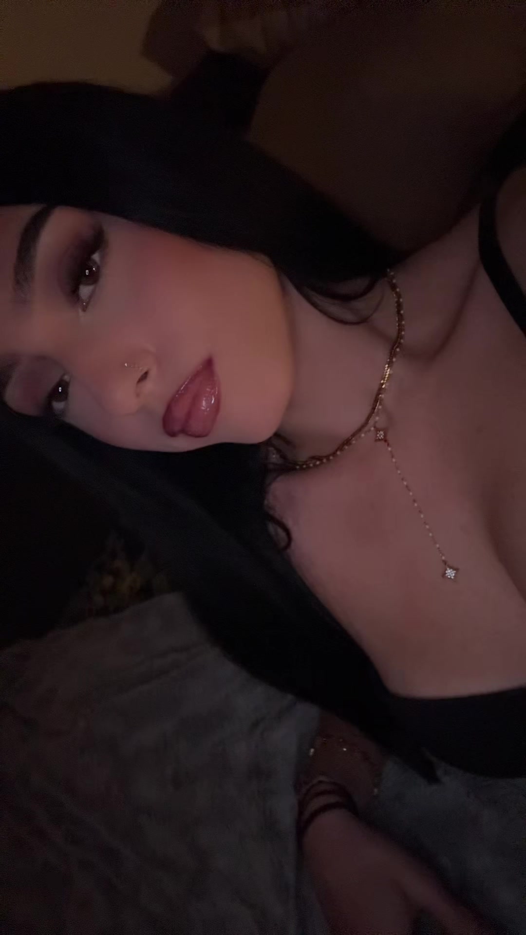 @n4_