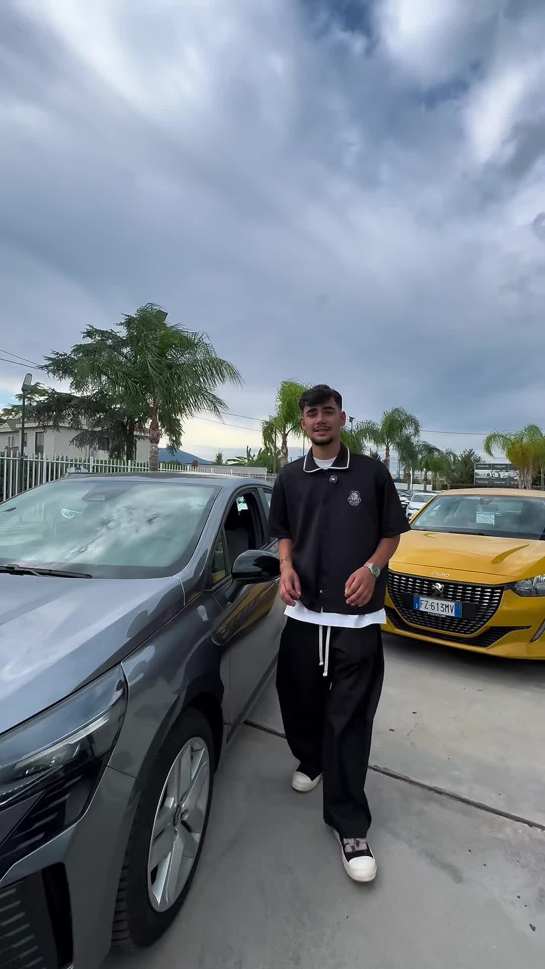@Golden Cars Luxury