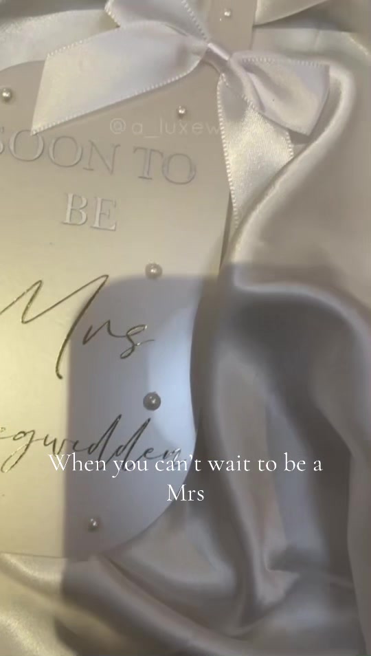 @A Luxe Wrap &bull; Bespoke Bridal