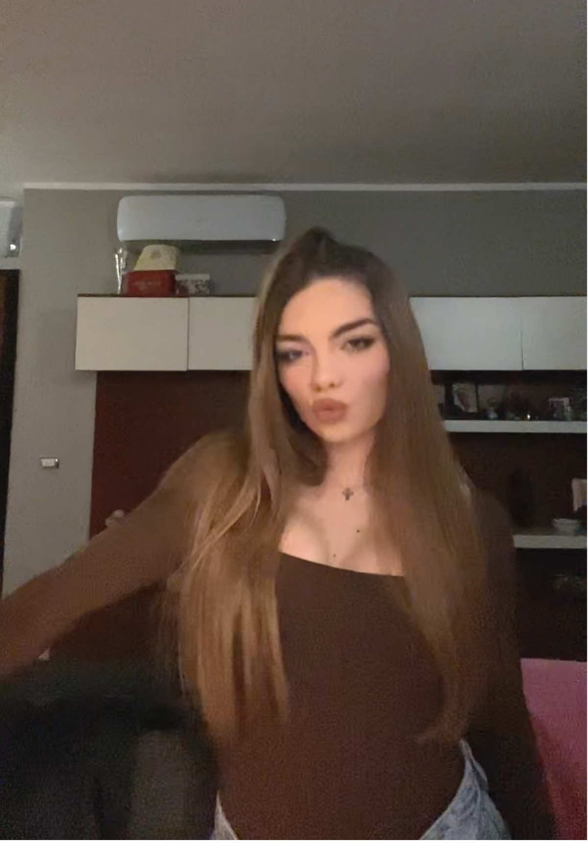 @auri