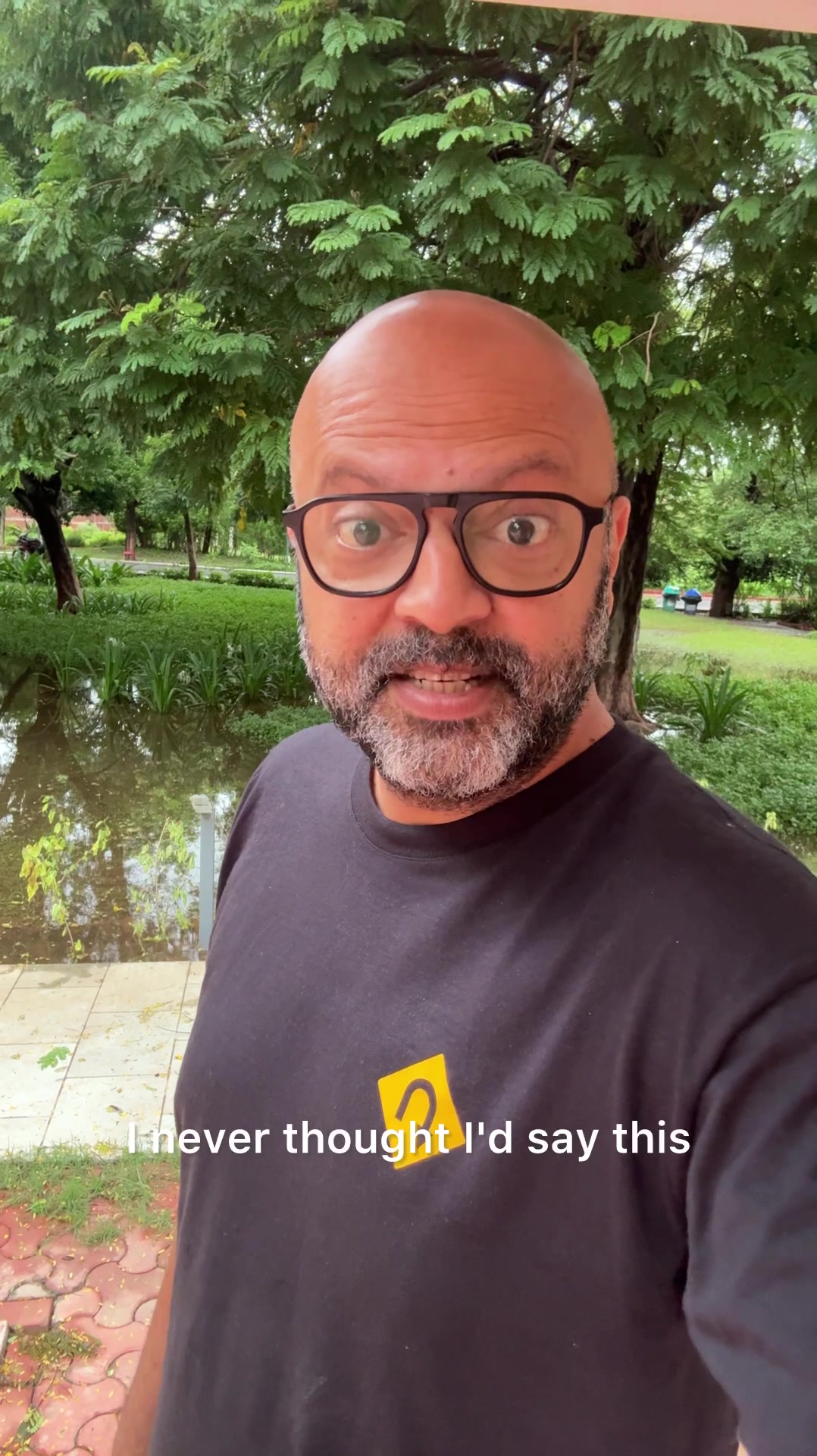 @thetravelingprofessor