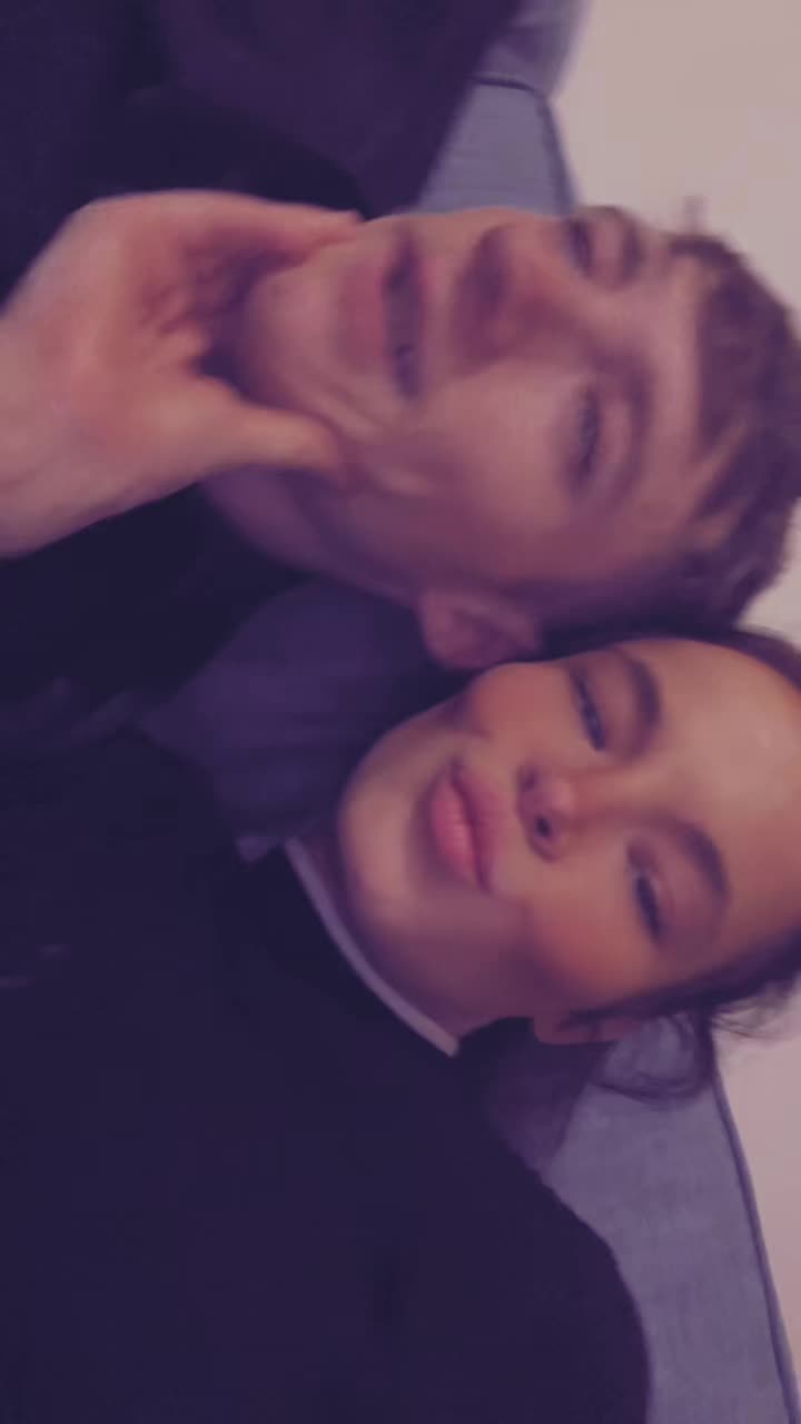 @Kacey Louise