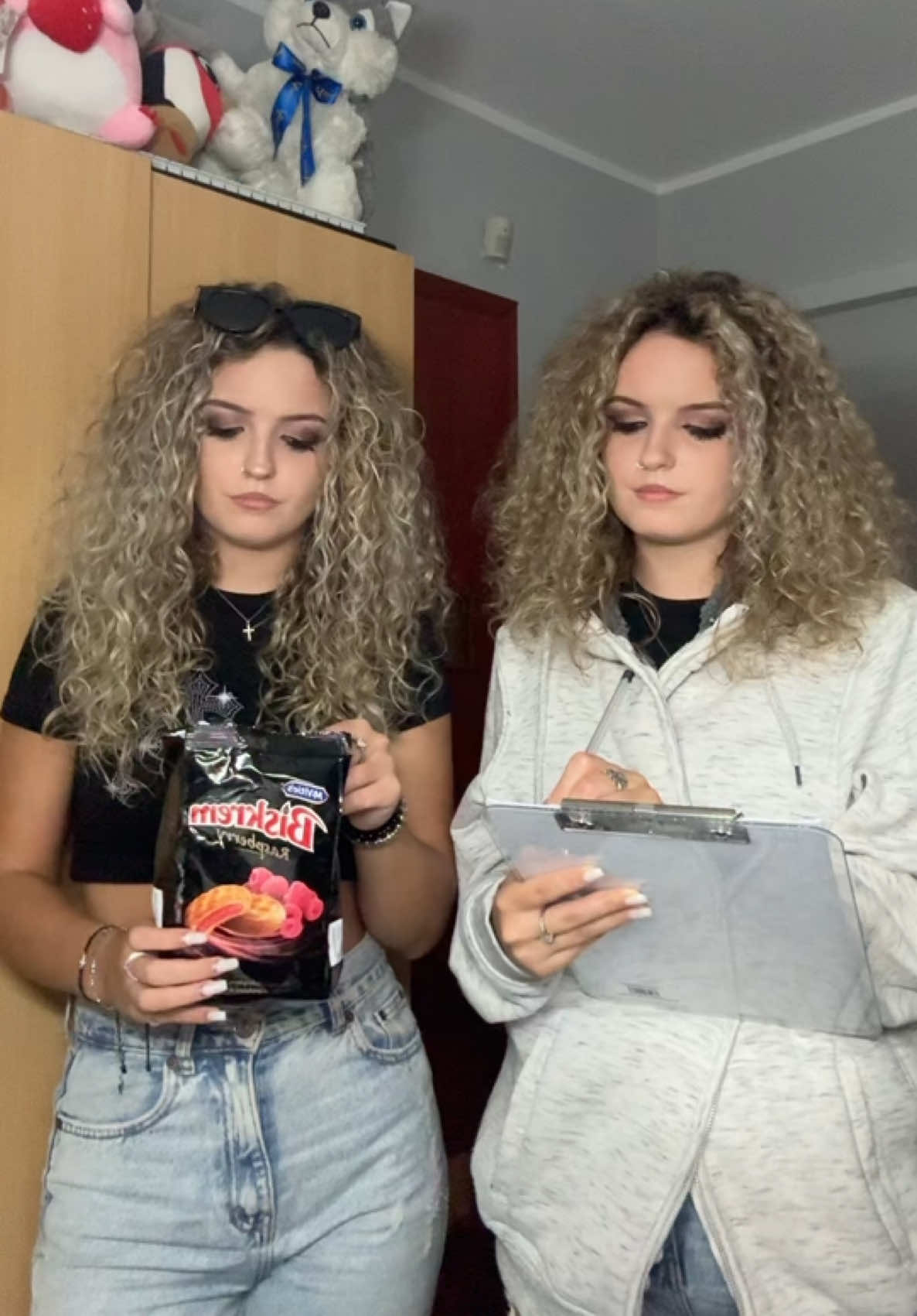 @🖤Ioana&Maria🖤