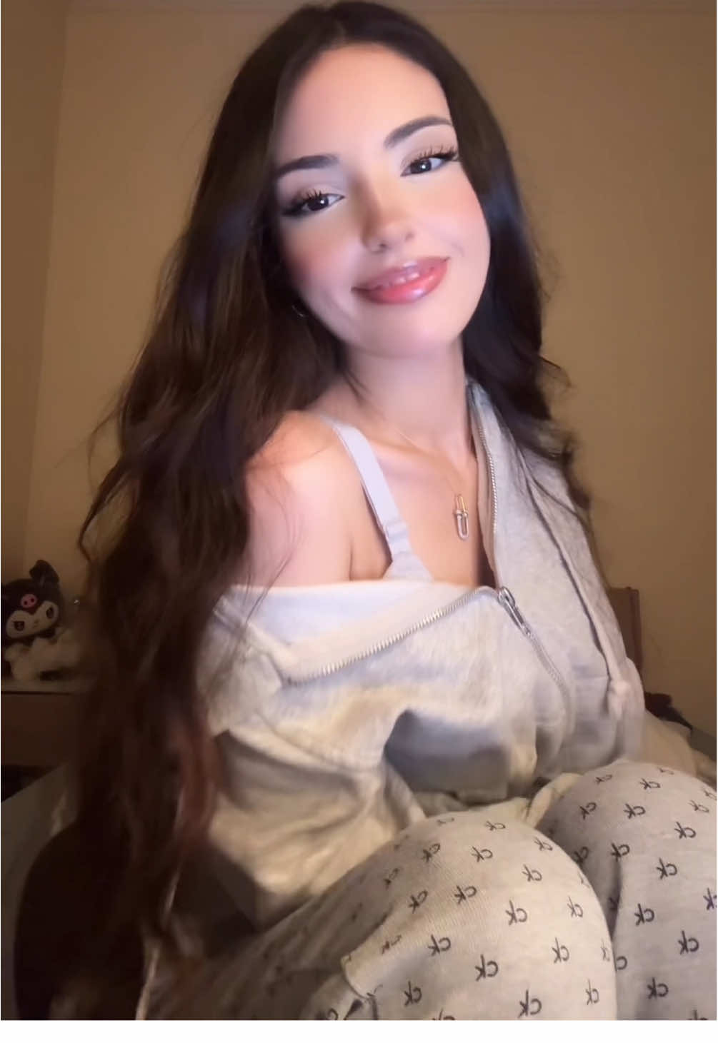 @𝓏