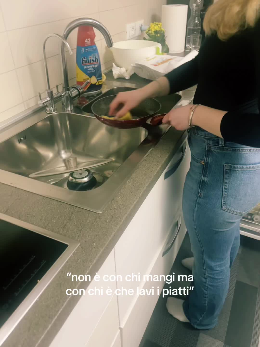 @๐ฉ๐ฝโค๏ธ๐๐ฉ๐ผ