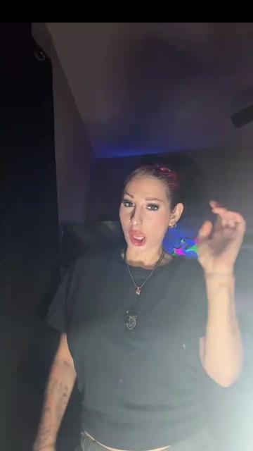 @Mel❤️🔥🏳️🌈