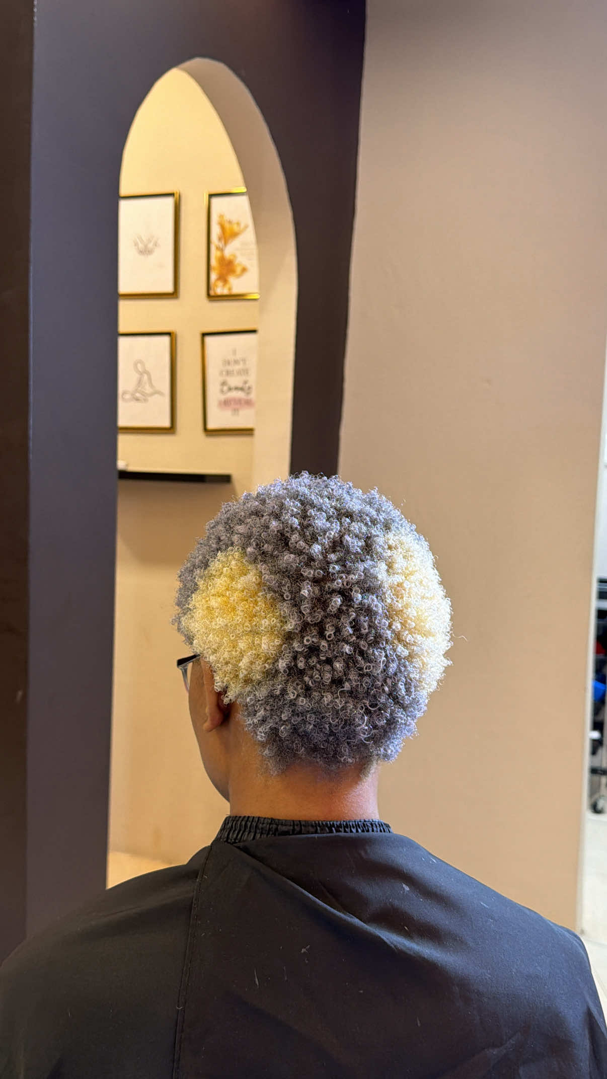 @THRONE CUTZ®