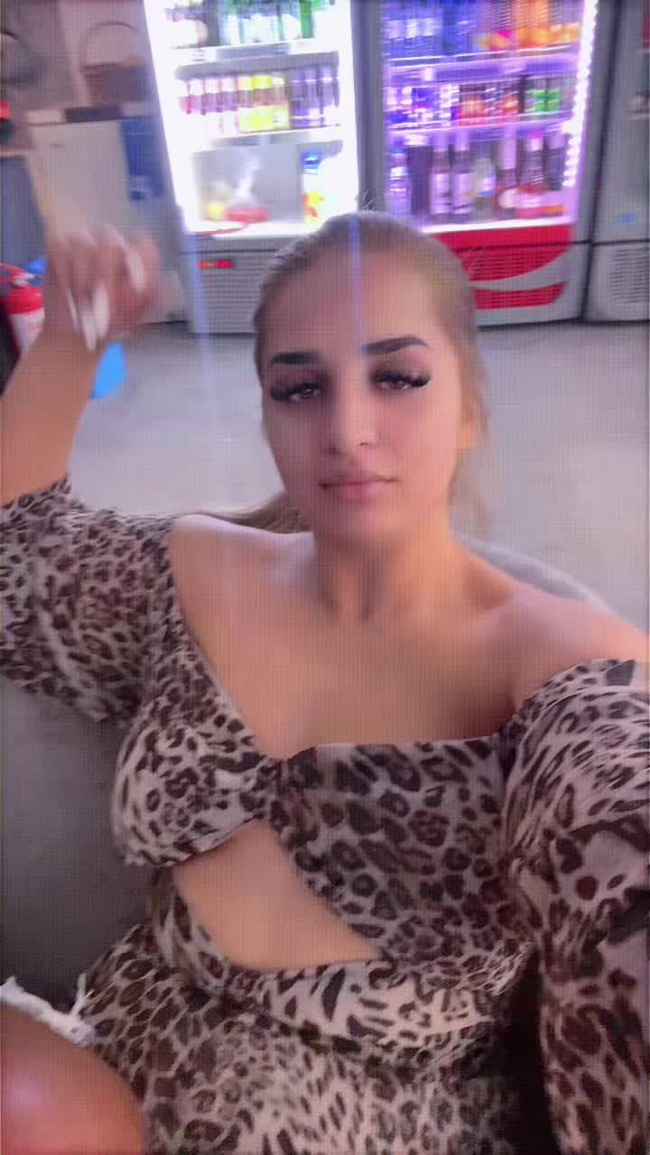 @Issa 🖤