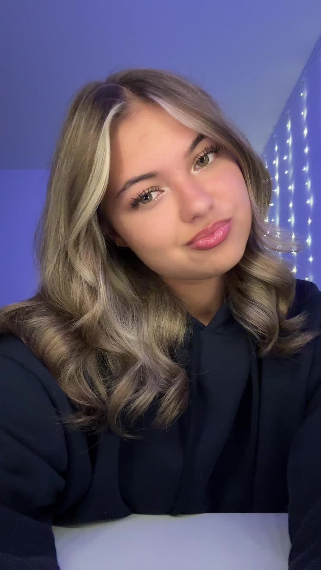 @𝐶𝑎𝑡ℎ𝑙𝑦𝑛