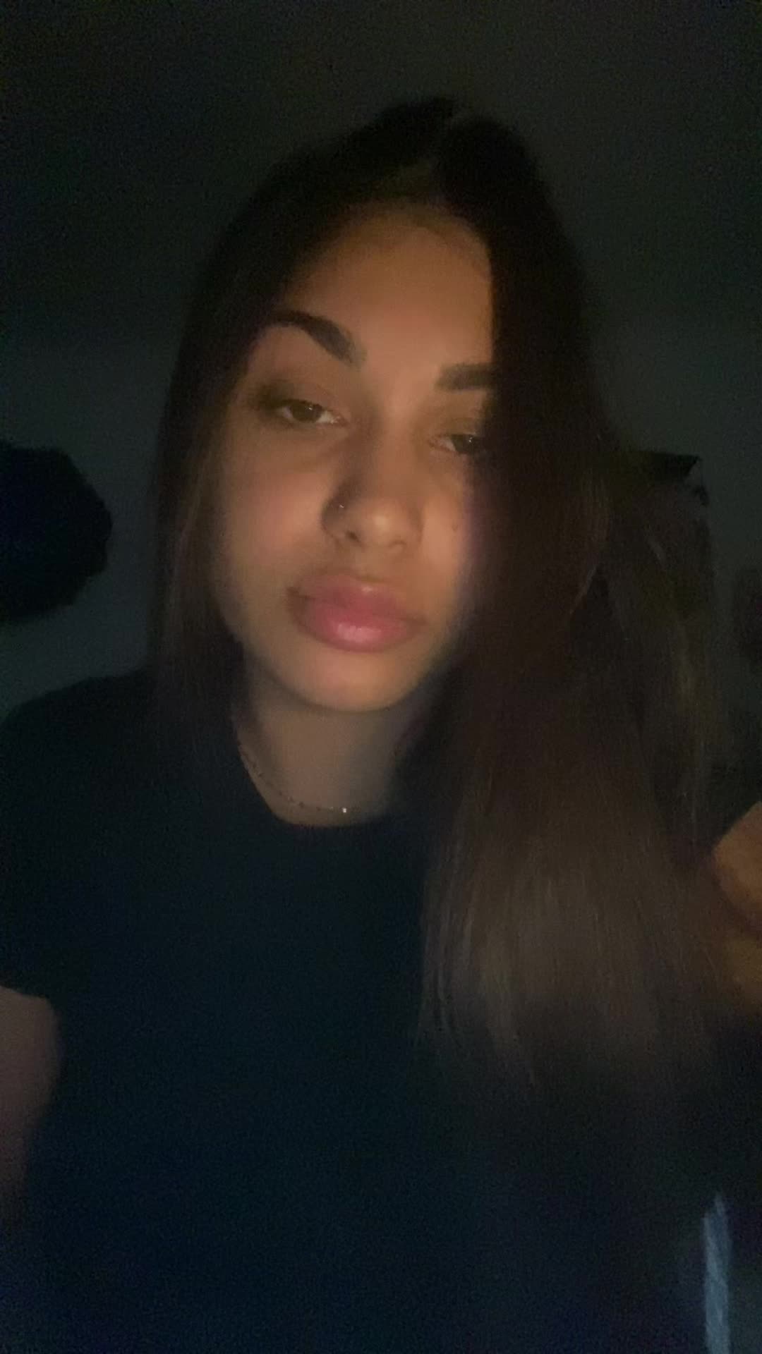 @𝕄𝕚𝕔𝕙𝕖𝕝𝕝𝕖