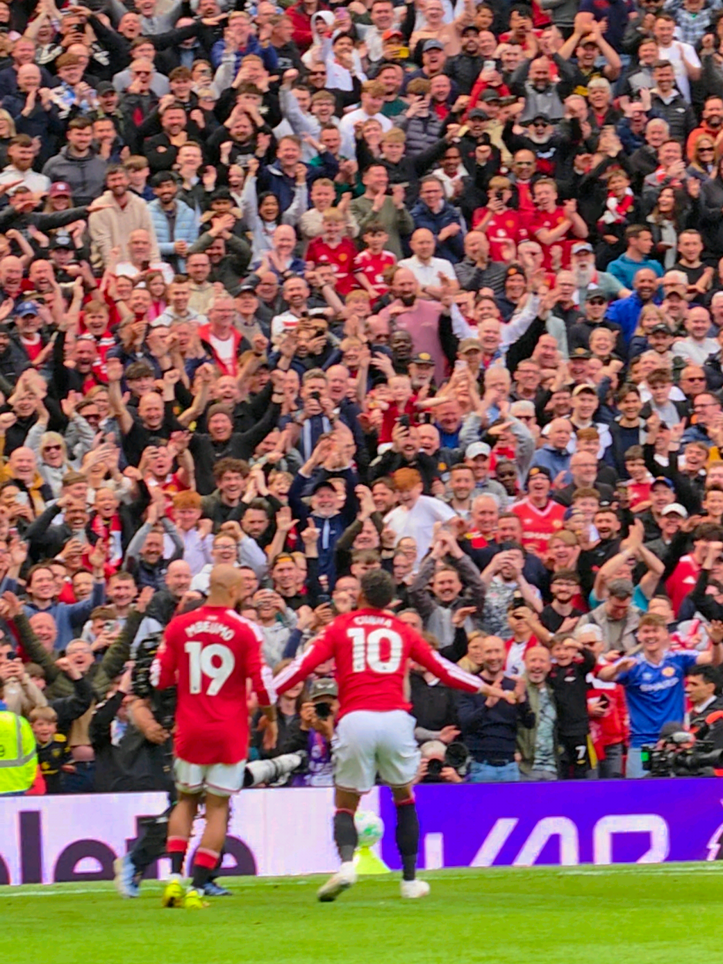 @Manchester United Dugout
