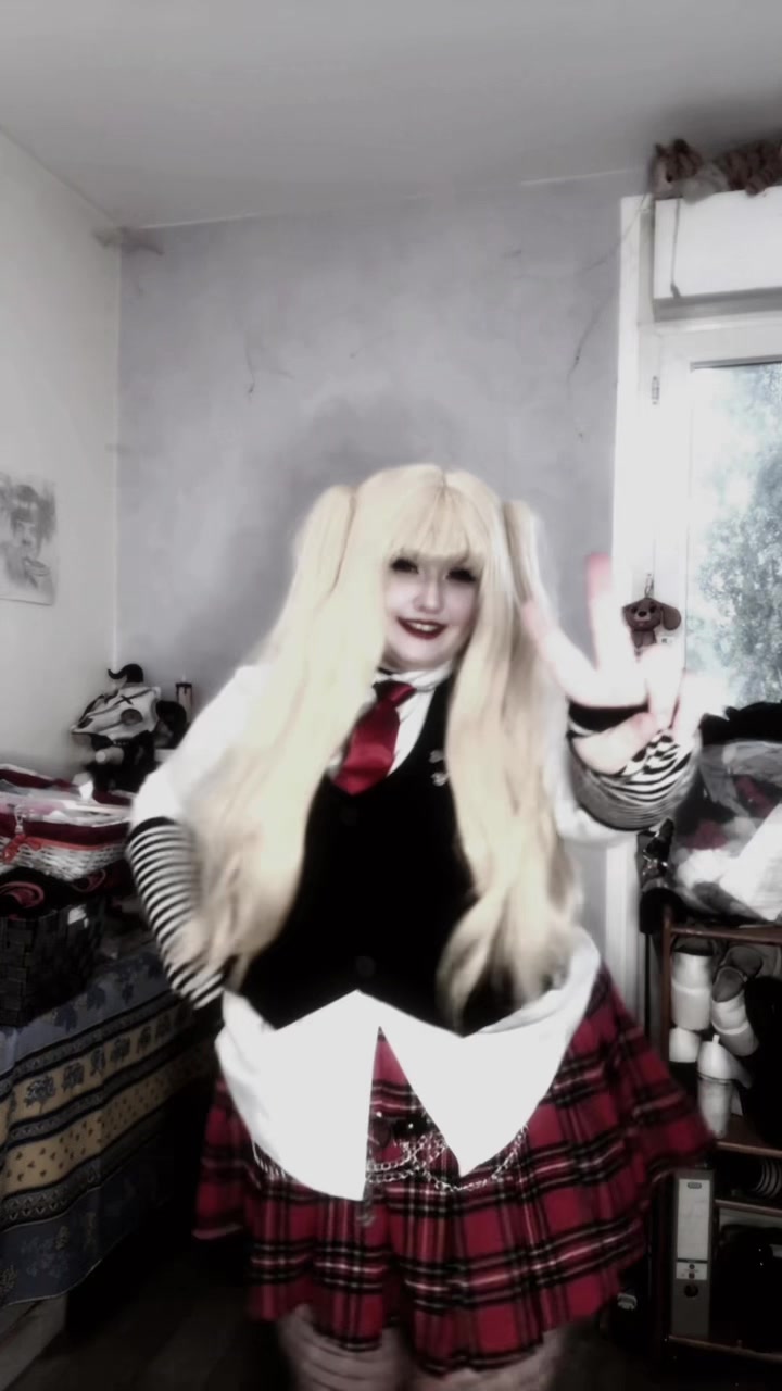 @Flambi_Cosplay