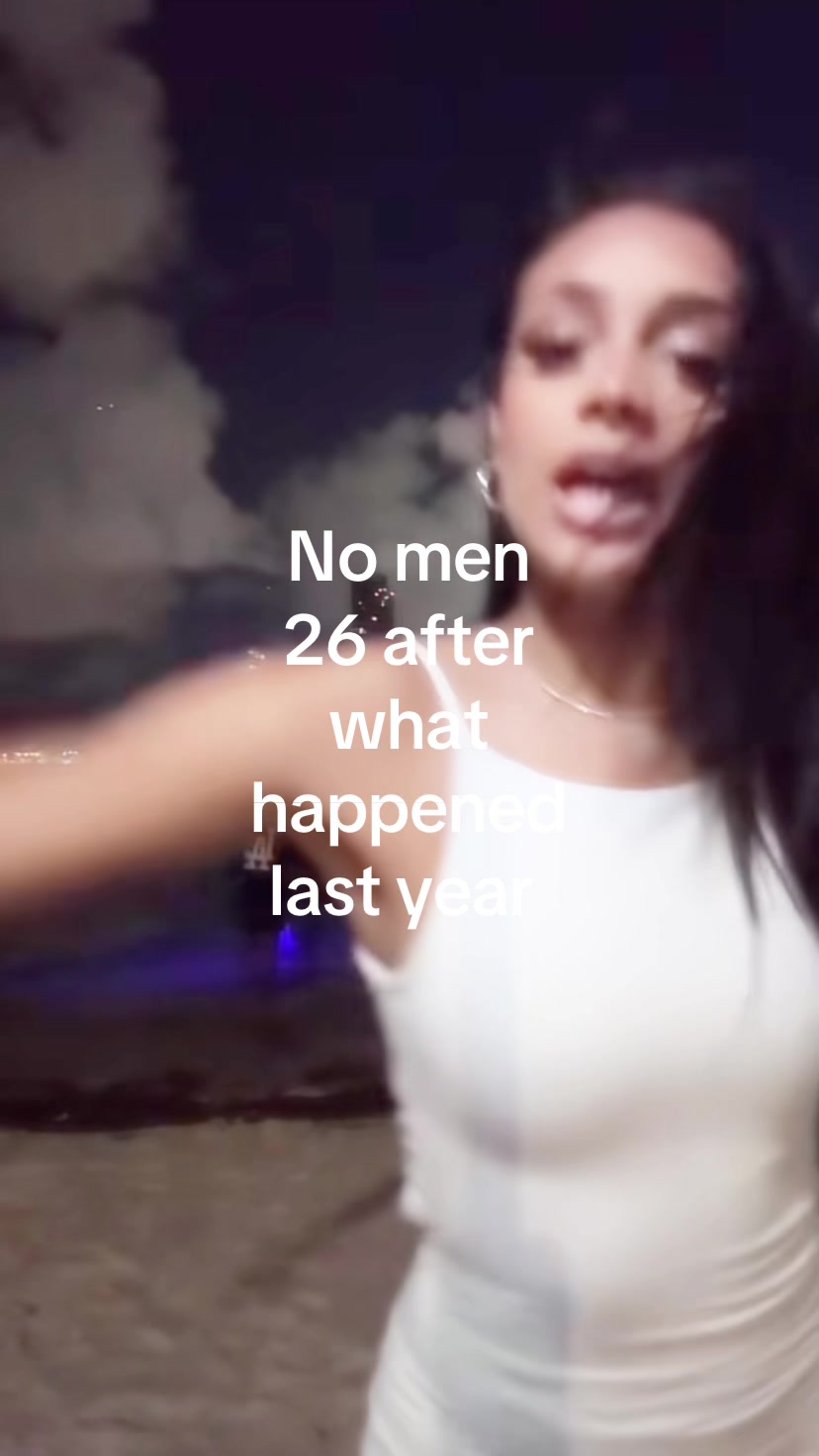 @xSarahh.T