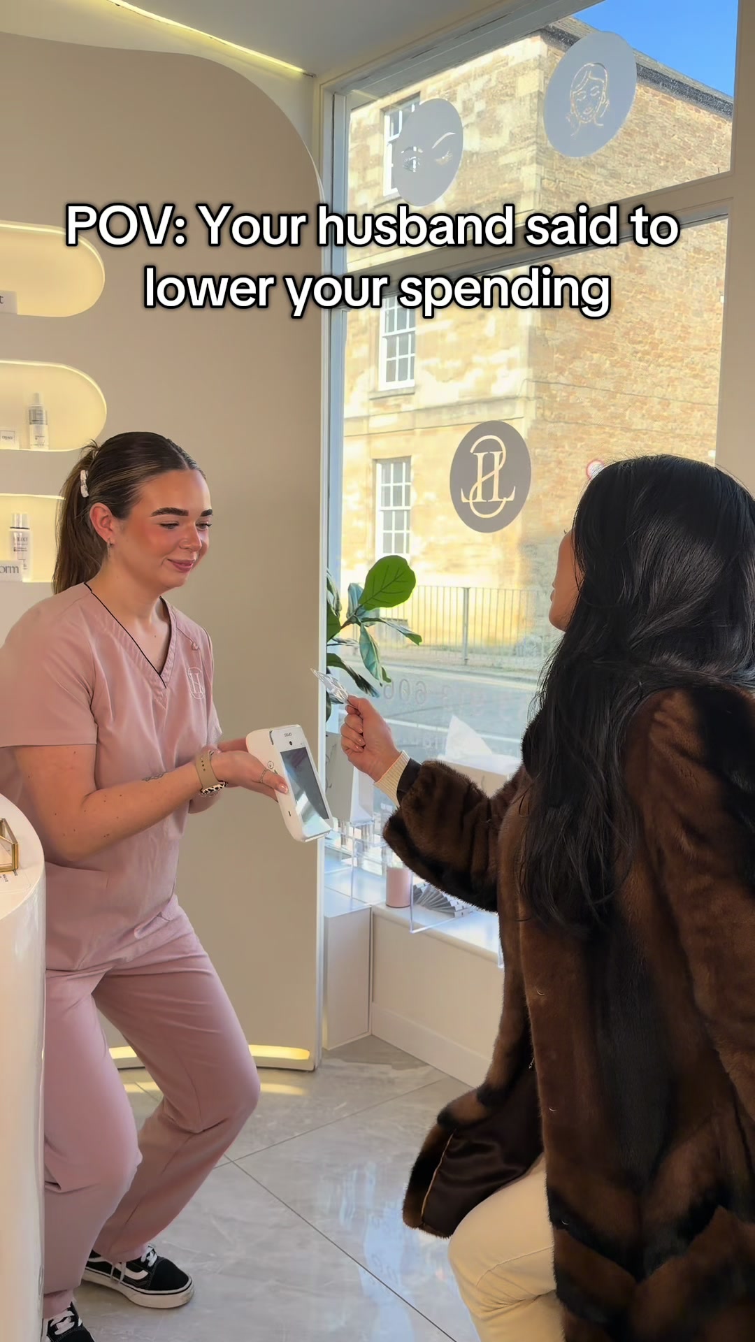 @LuxeSkinLabUk