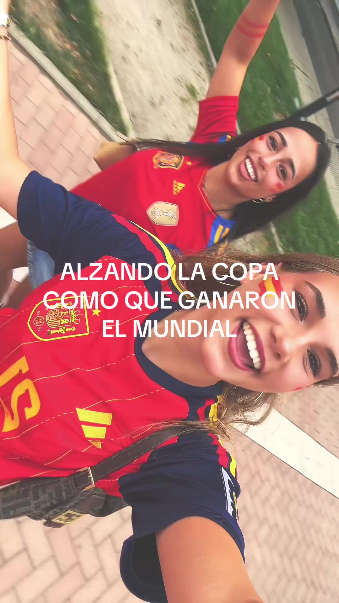 @laura