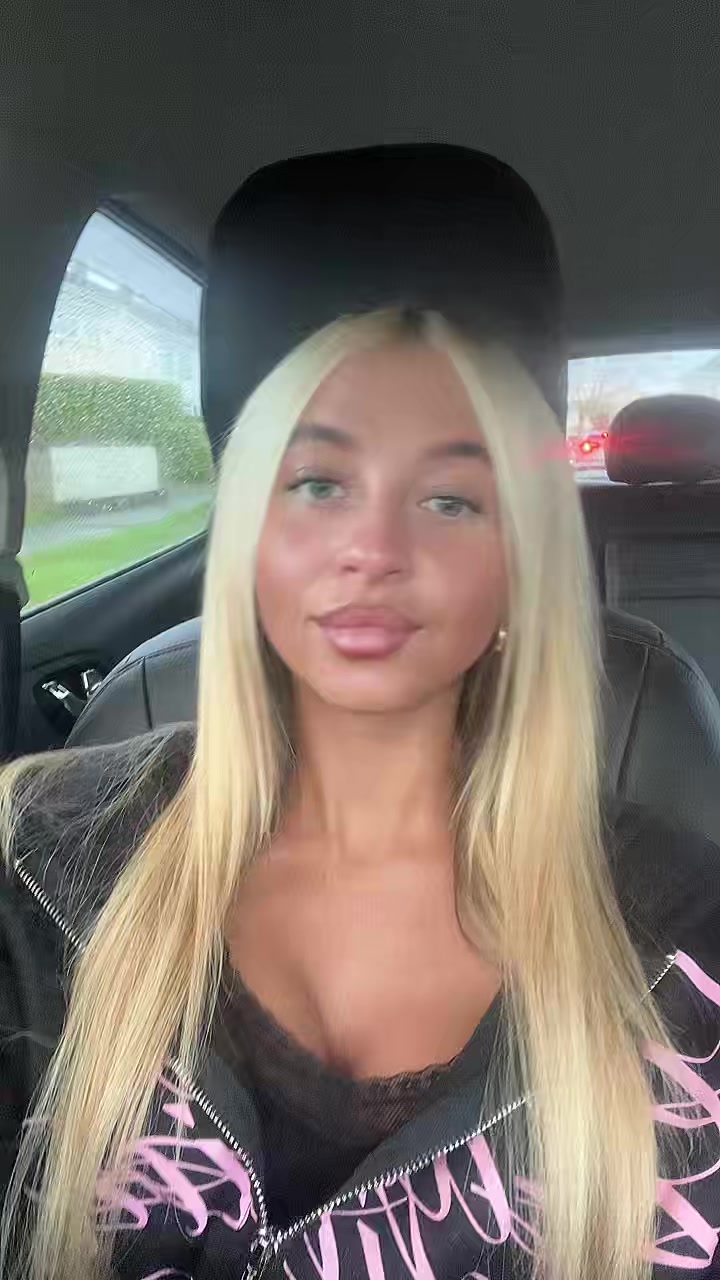 @erinorowe