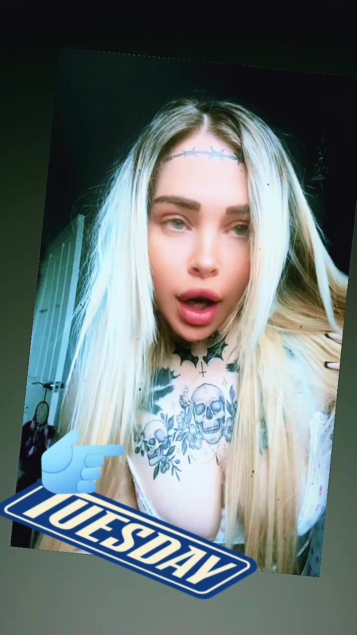 @☘️🧱Lauren Alayah ☘️🧱