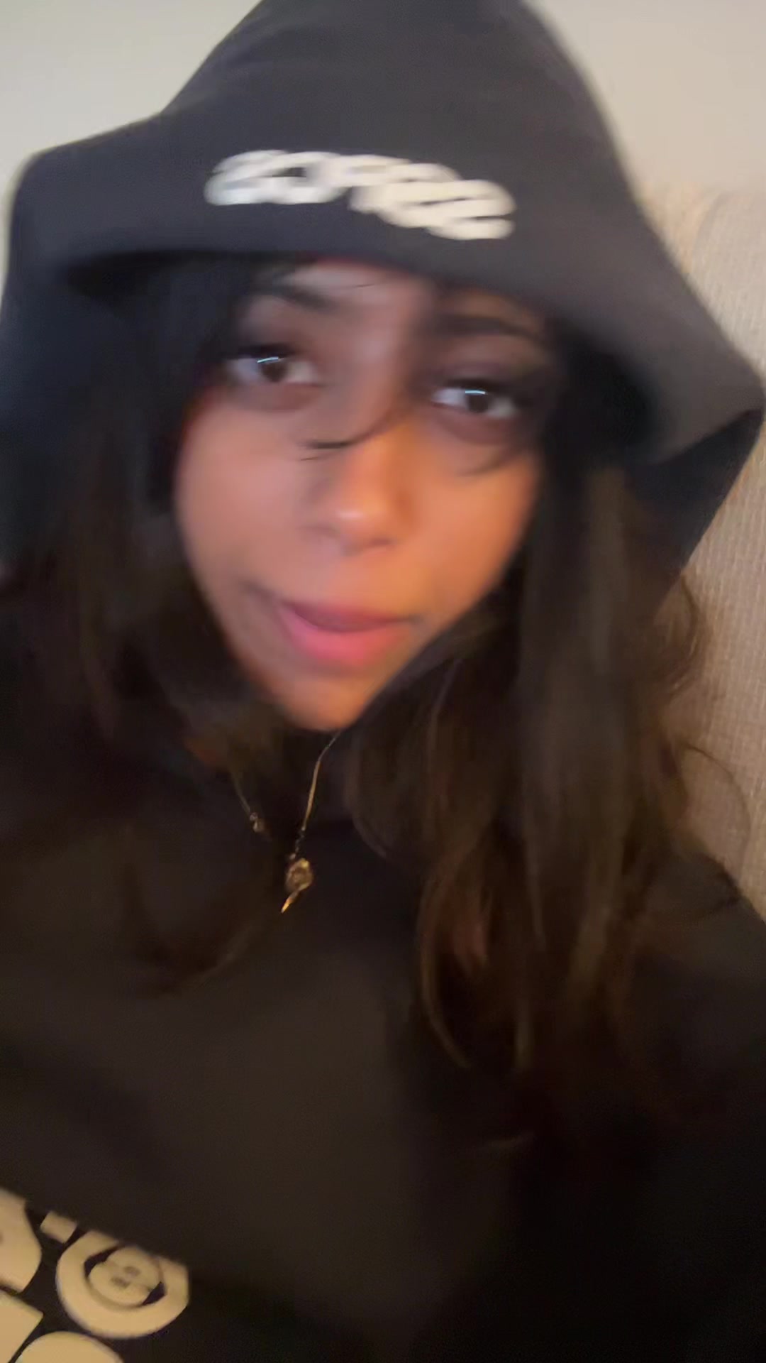 @￼