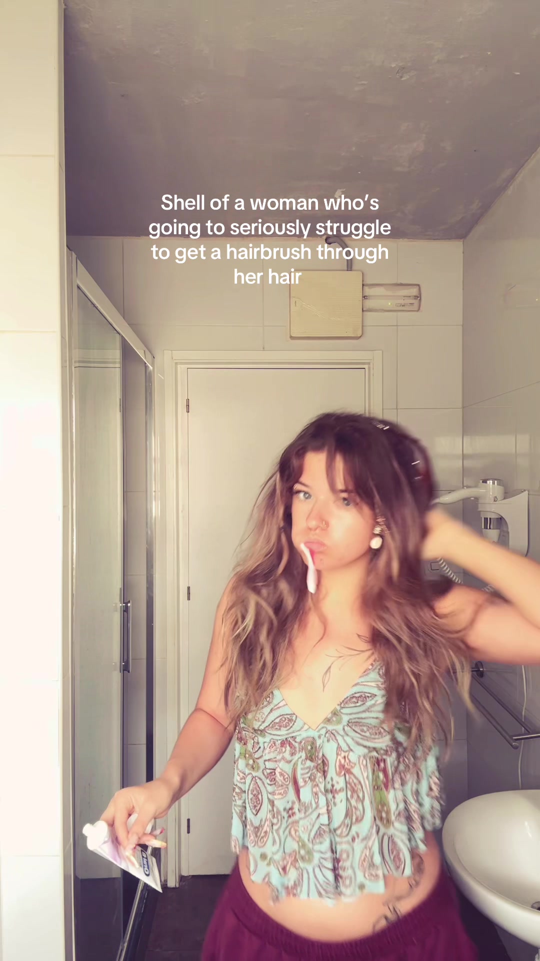 @...