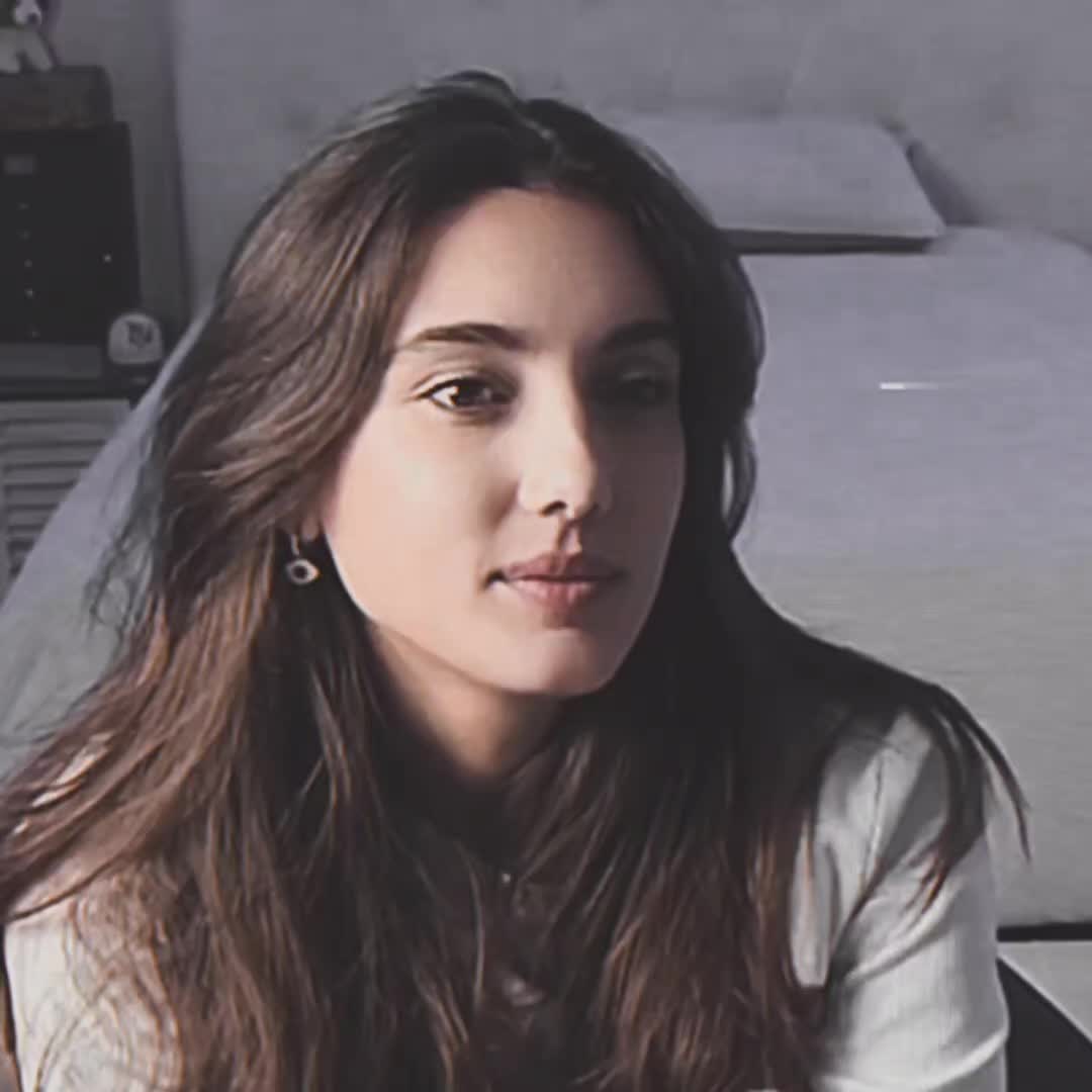 @𝕄𝕒𝕣𝕚𝕖-𝕃𝕒𝕦𝕣𝕖