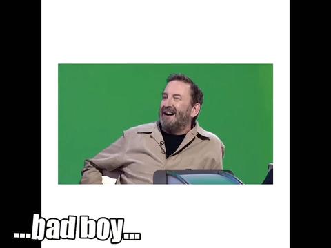 @q ⚢