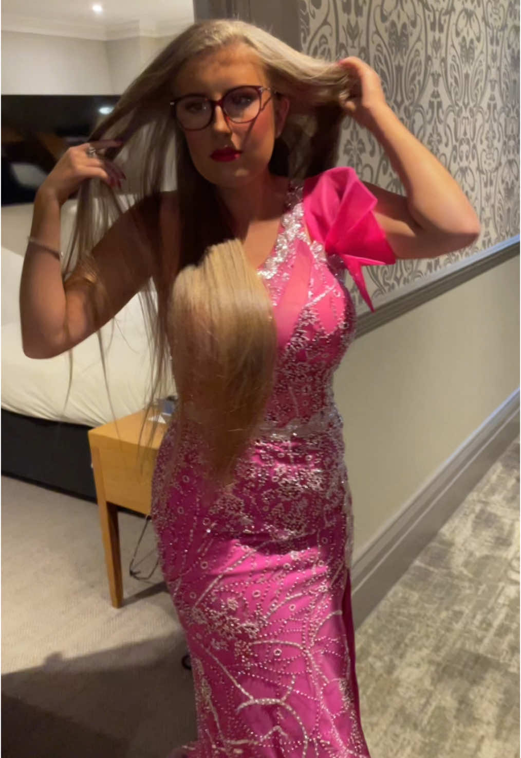 @Elenalouise_backup