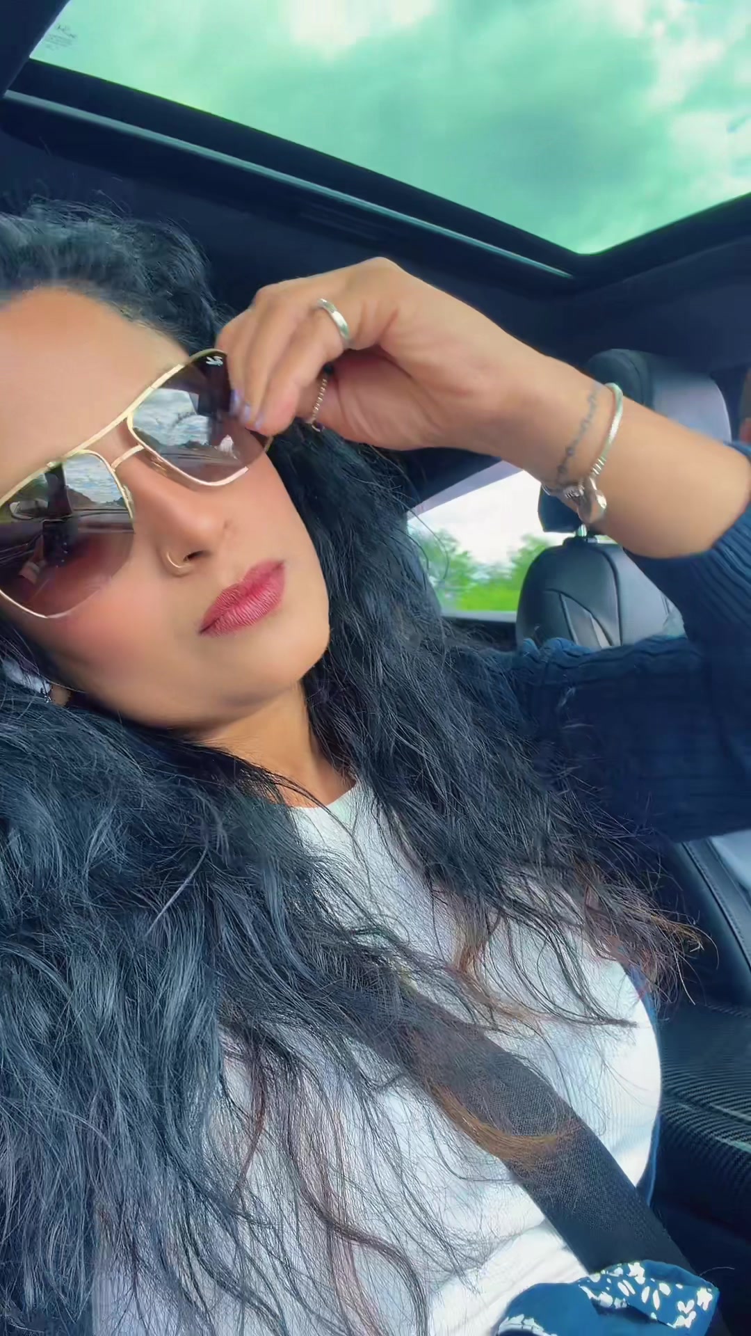 @🧿Nisha🧿