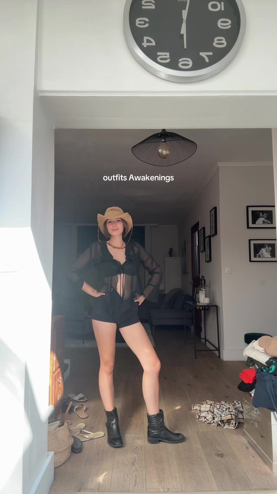 @Laura