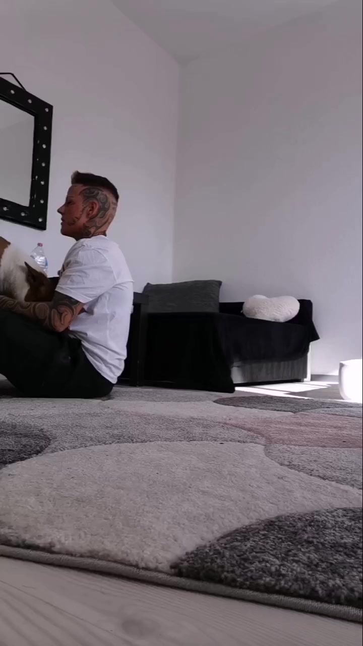 @hellrode_o3o_