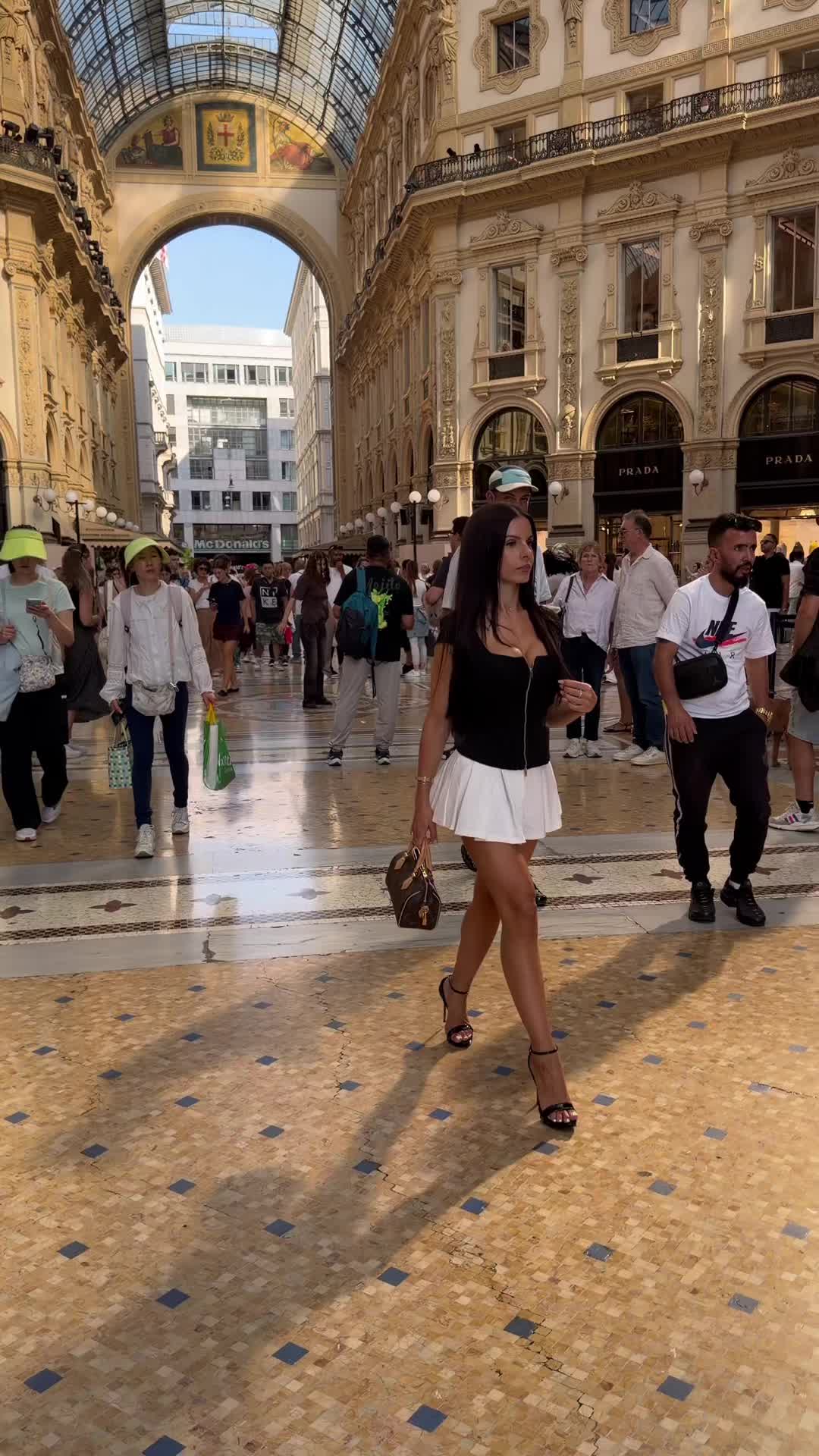@elenamaraga