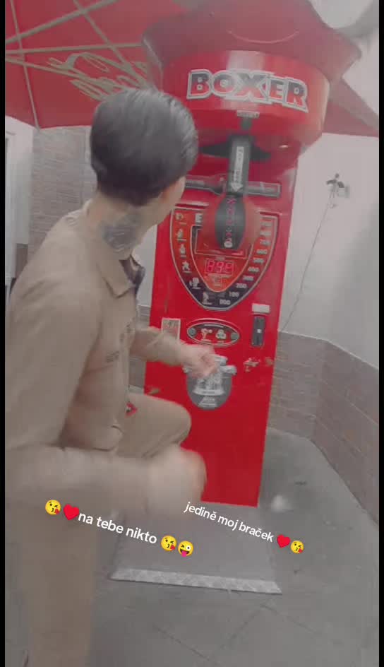 @👑Ytz Qüëëń Böžëńüškä👑