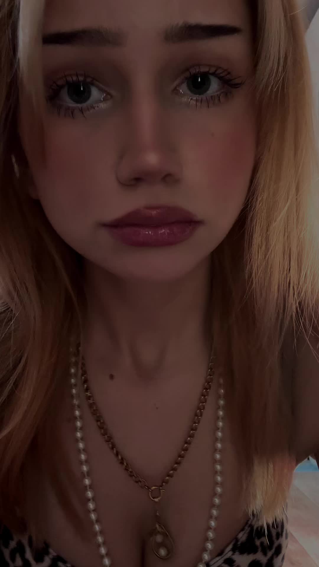 @𝔞𝔫𝔫𝔞