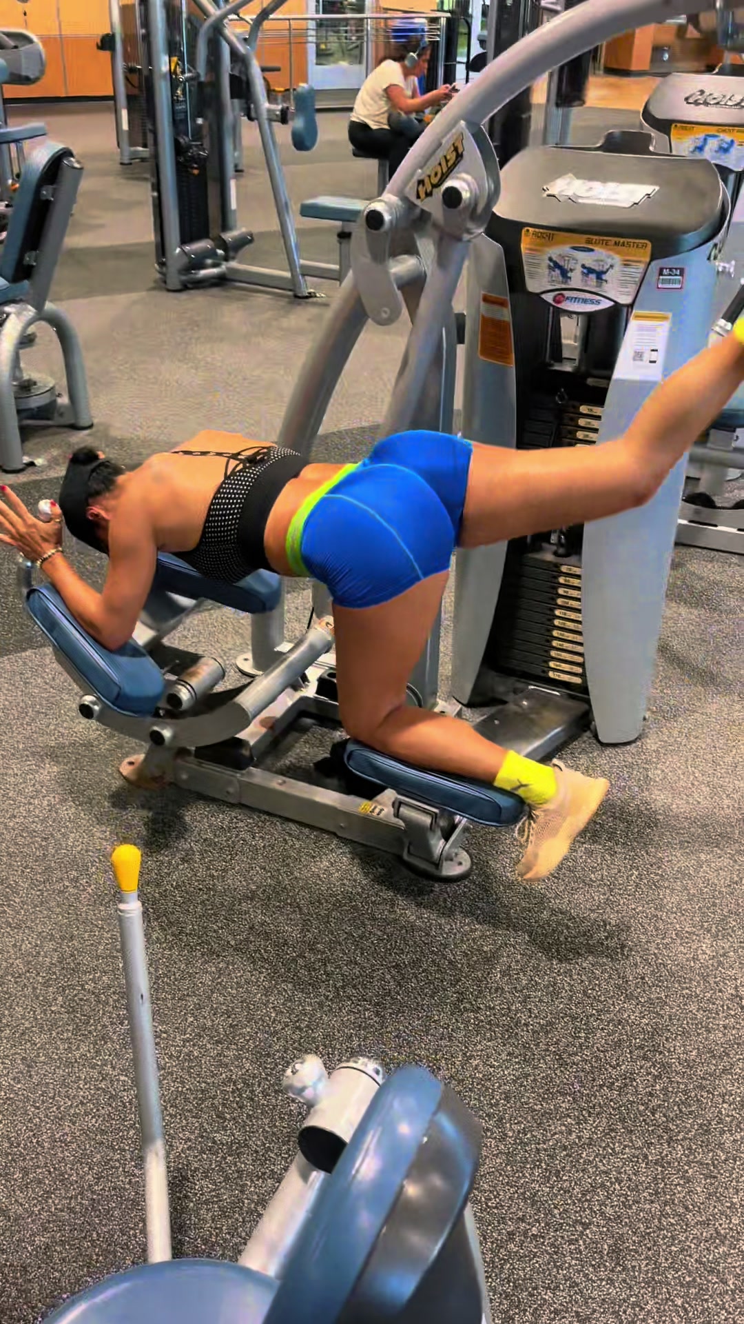 @sanela_yoga