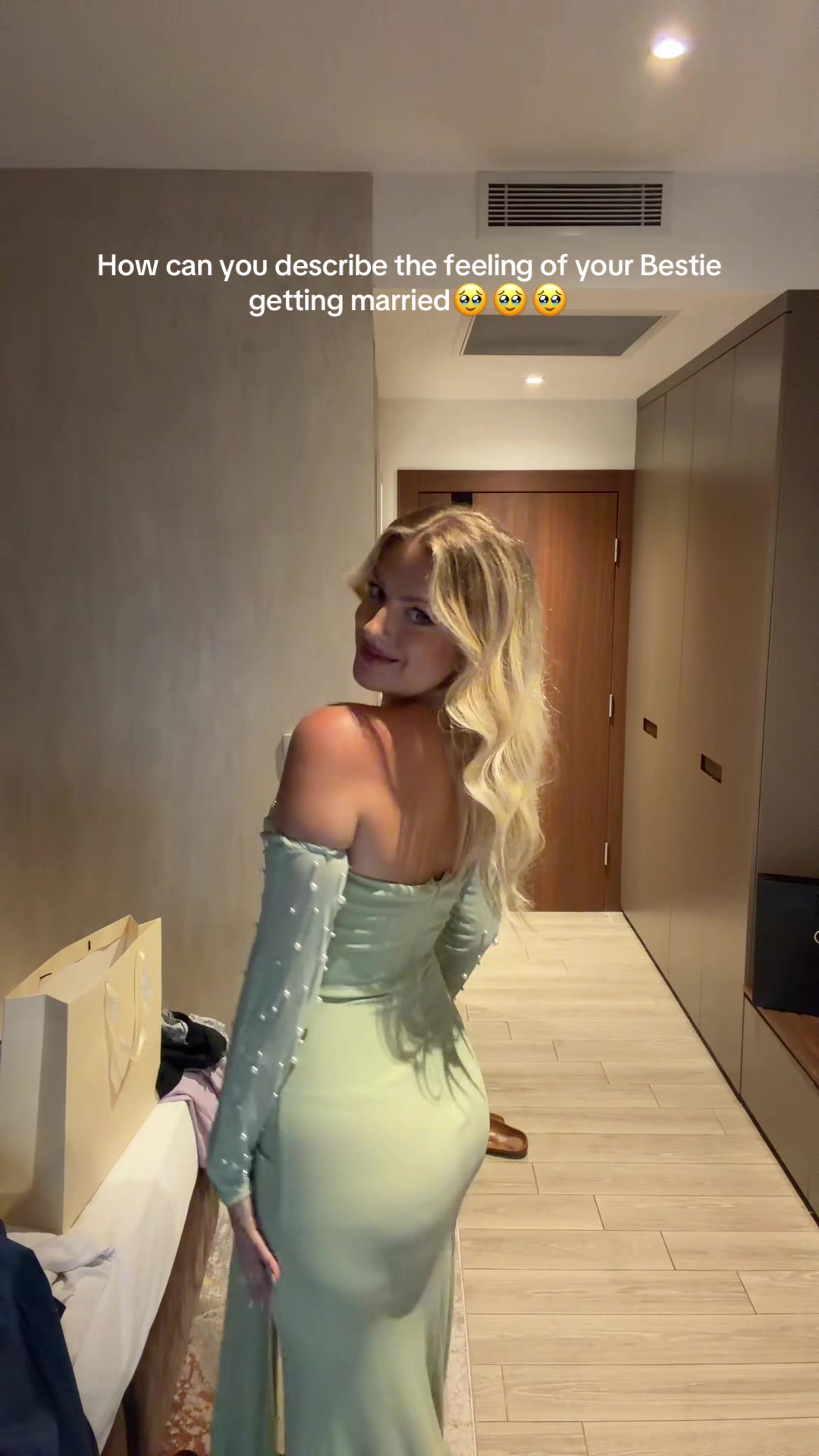 @arinamarie