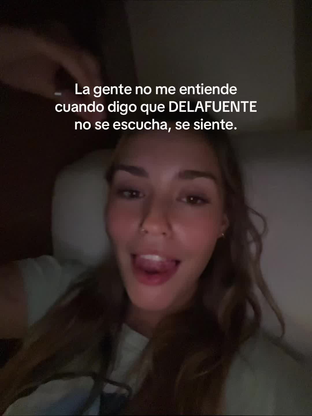 @María