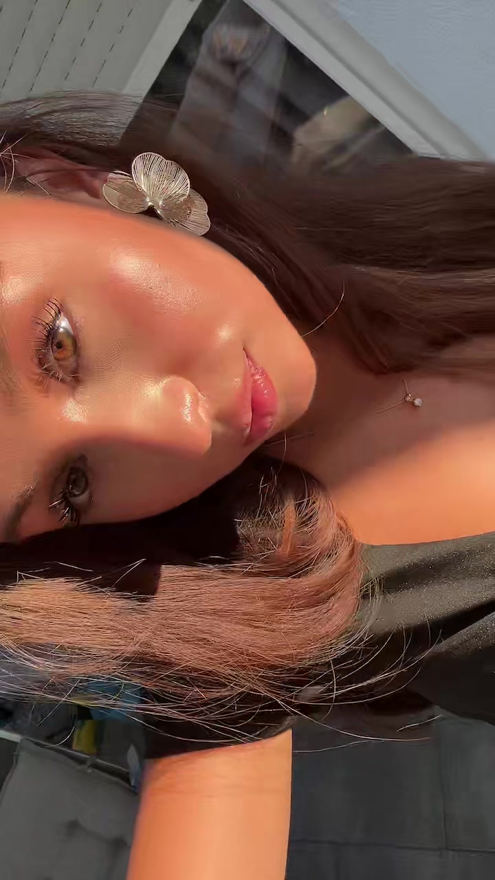 @Emmi