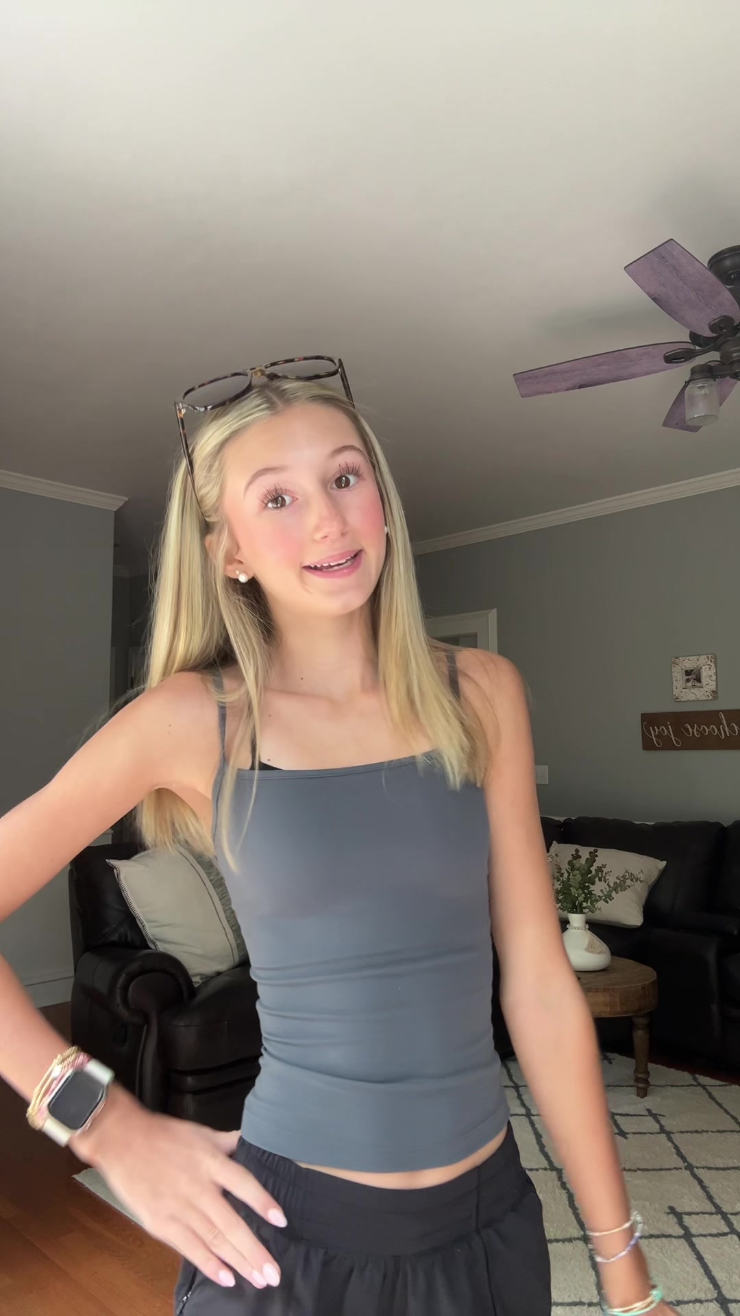 @ava.spam💐