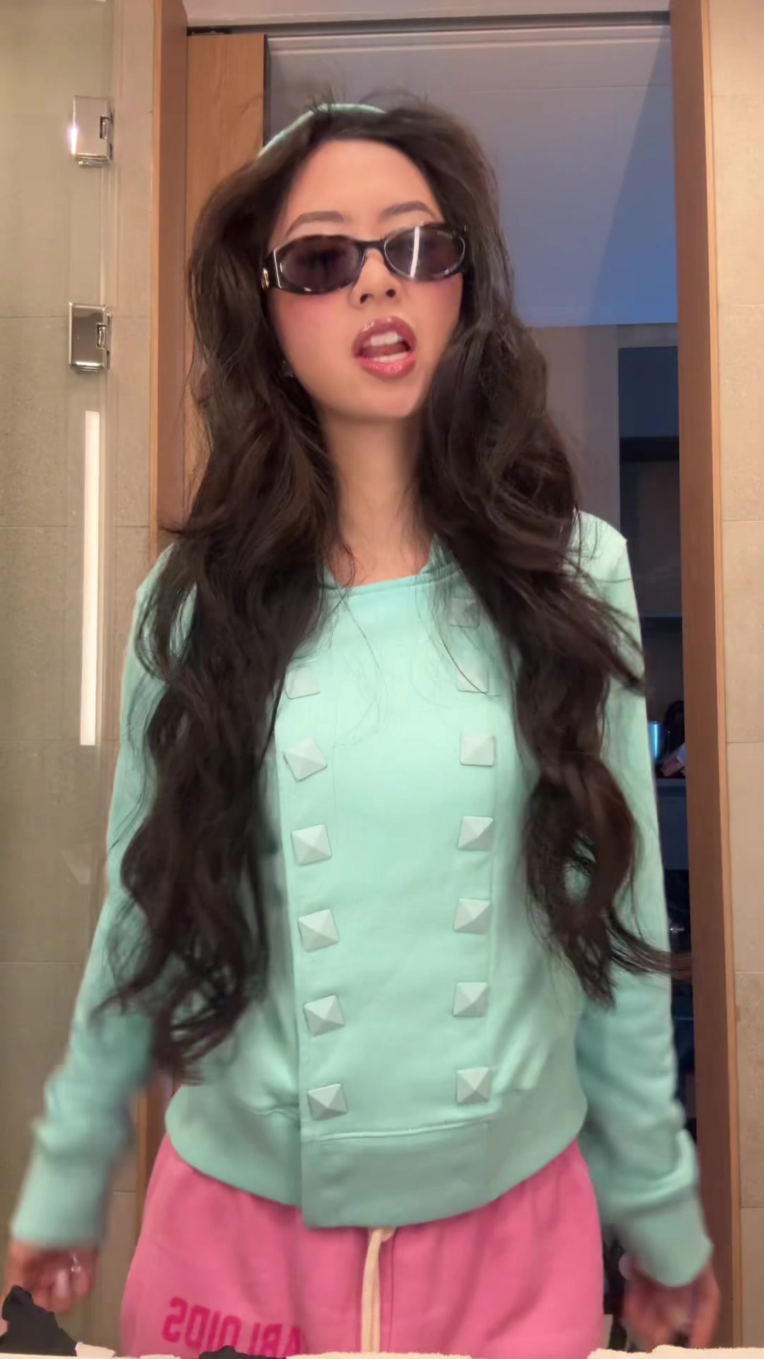@annadinh1997