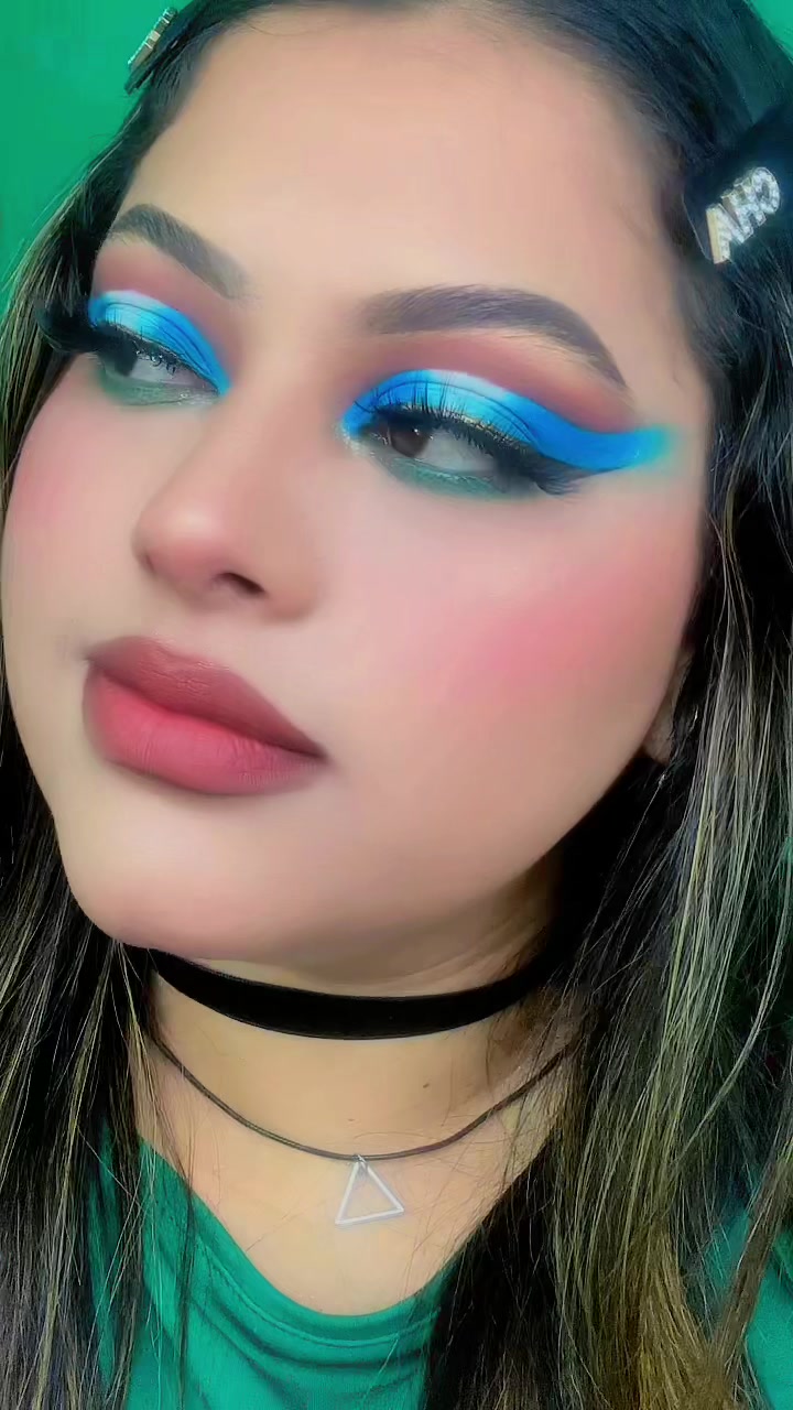 @MakeupRodríguez🖤💄💜