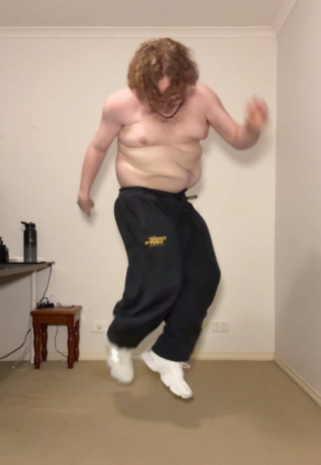 @Maakwithak
