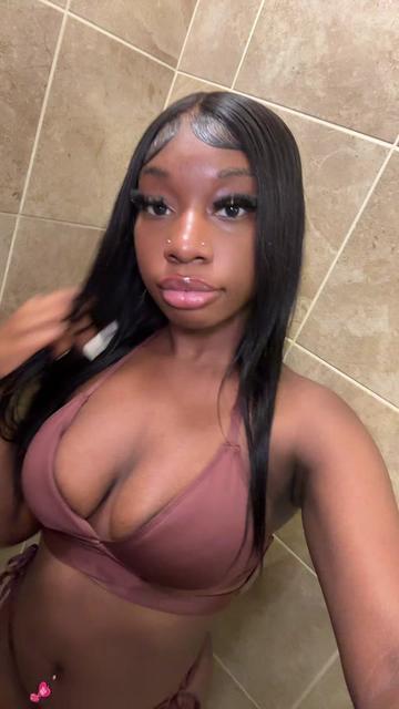 @zaniyah 🎀