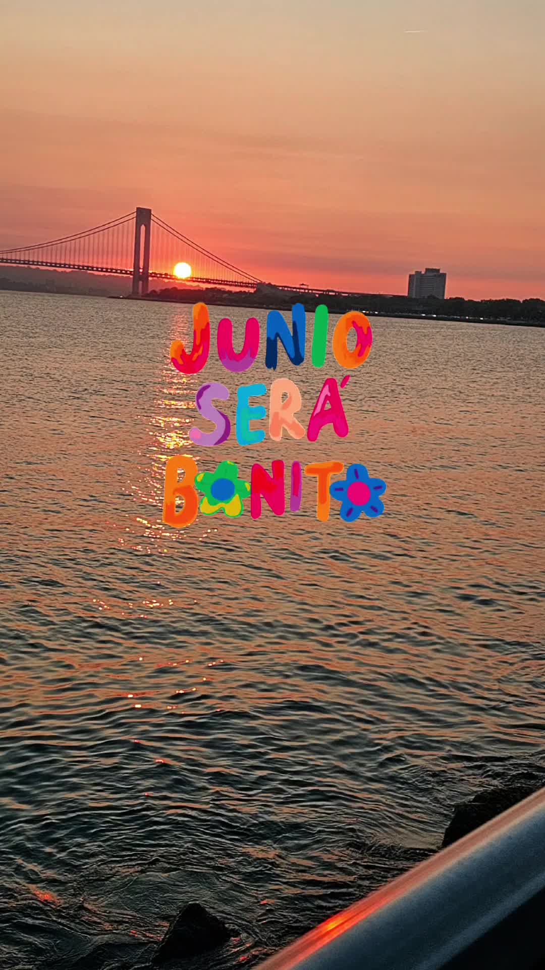 @🎶🎵🎧LUNA🎶🎵🎧