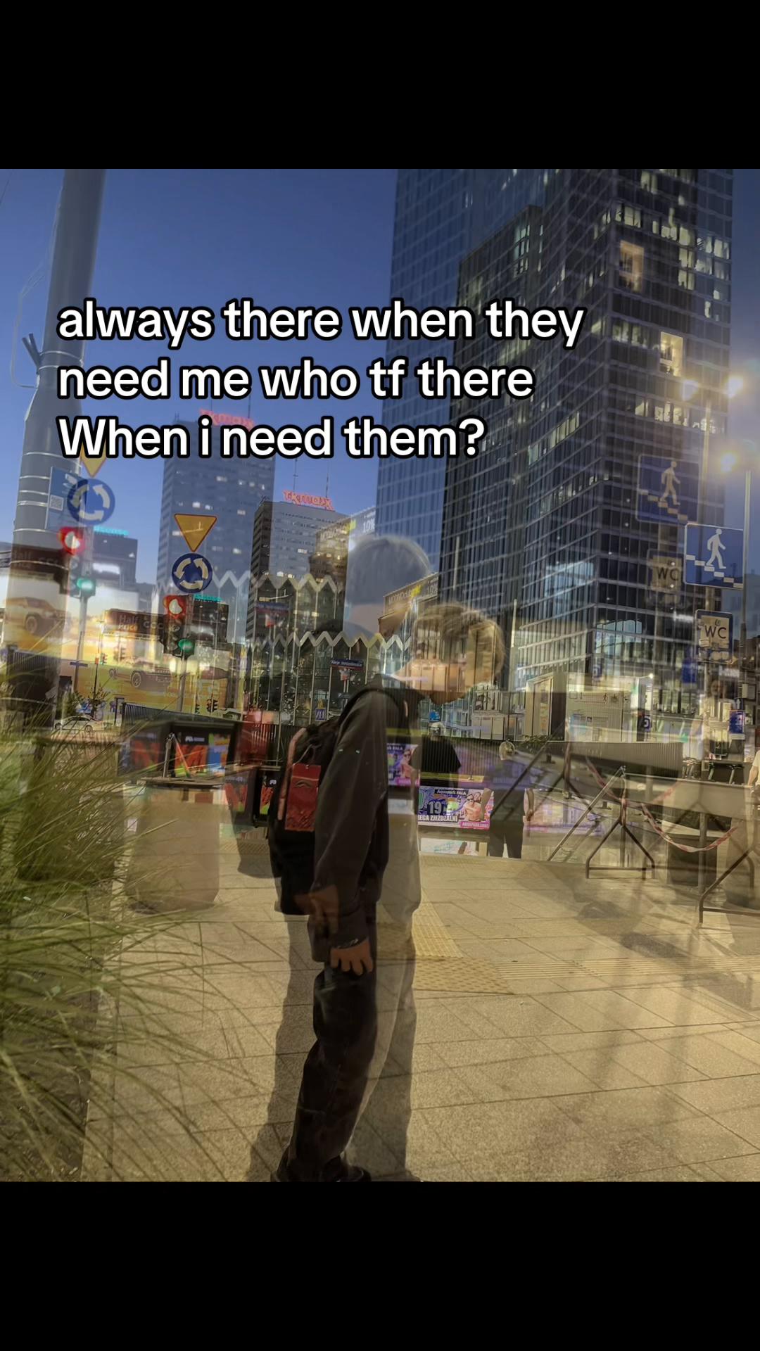 @𓃹