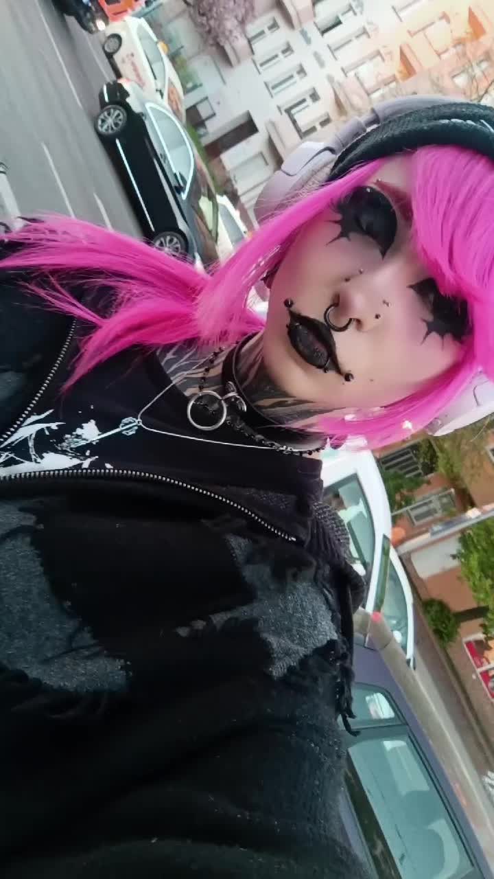 @Princess Pinkie