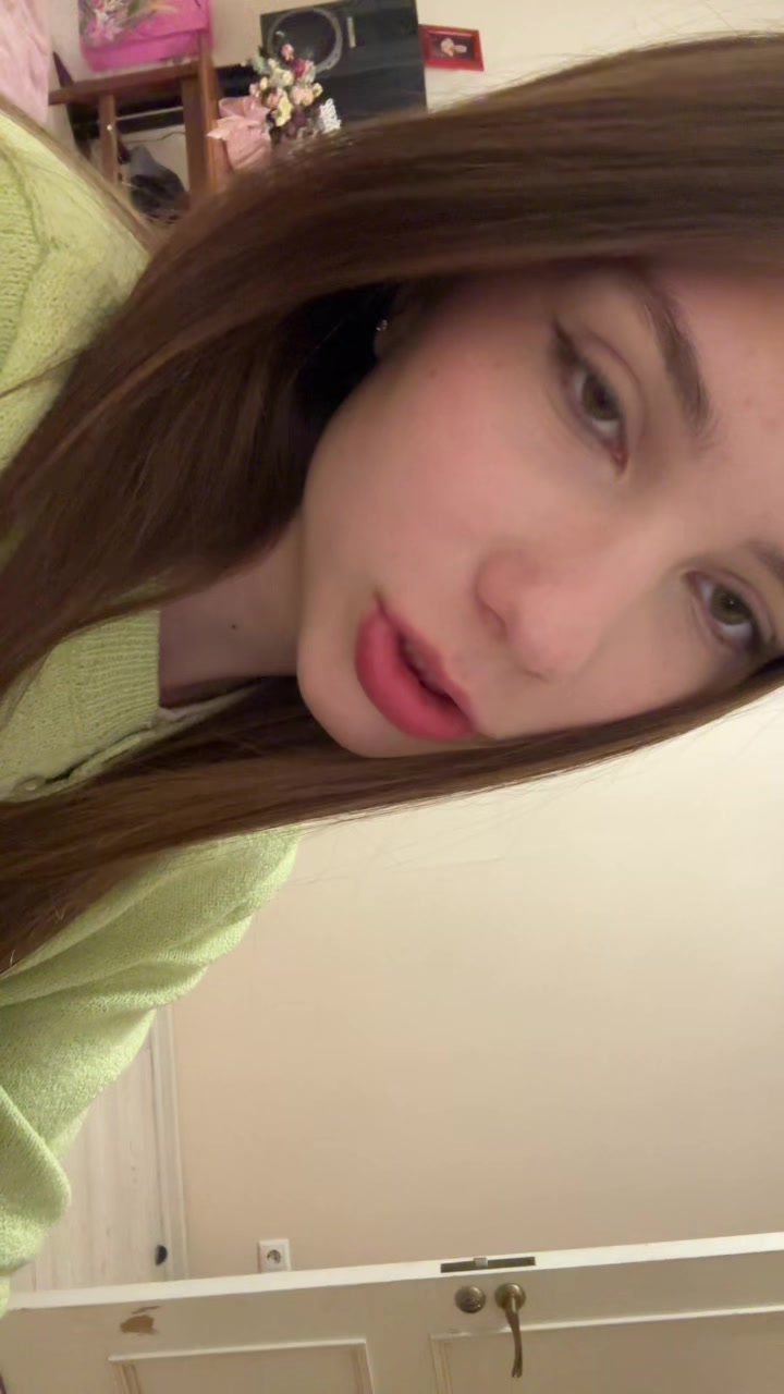 @викуся
