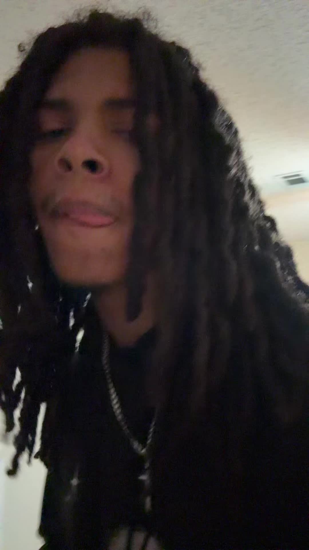 @🦒