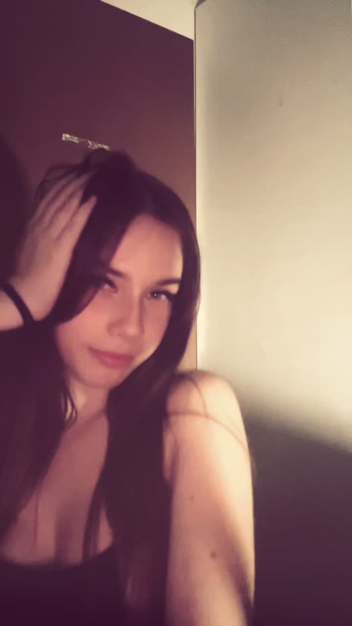 @𝟐𝟑