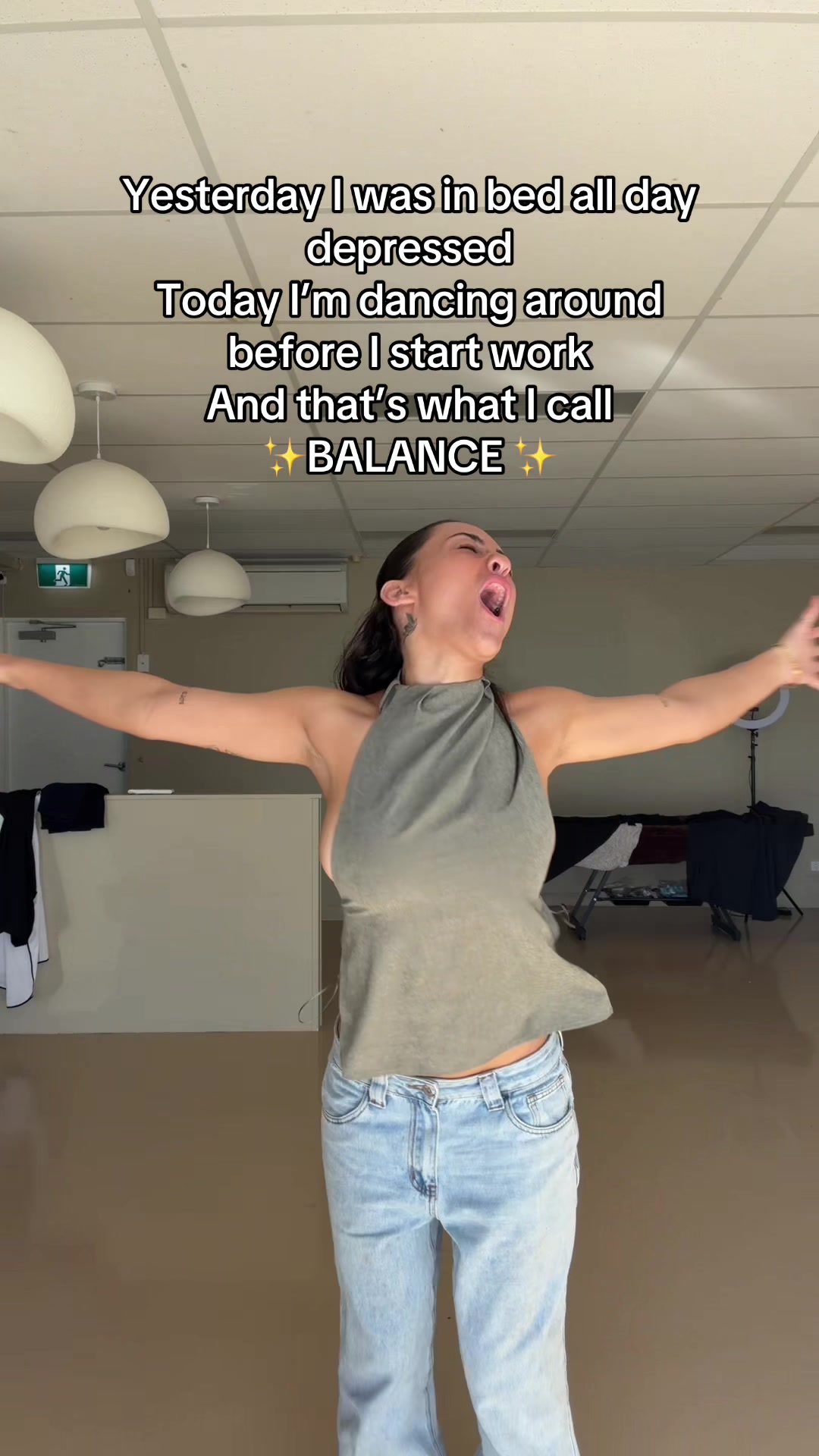 @Mialangleyhair